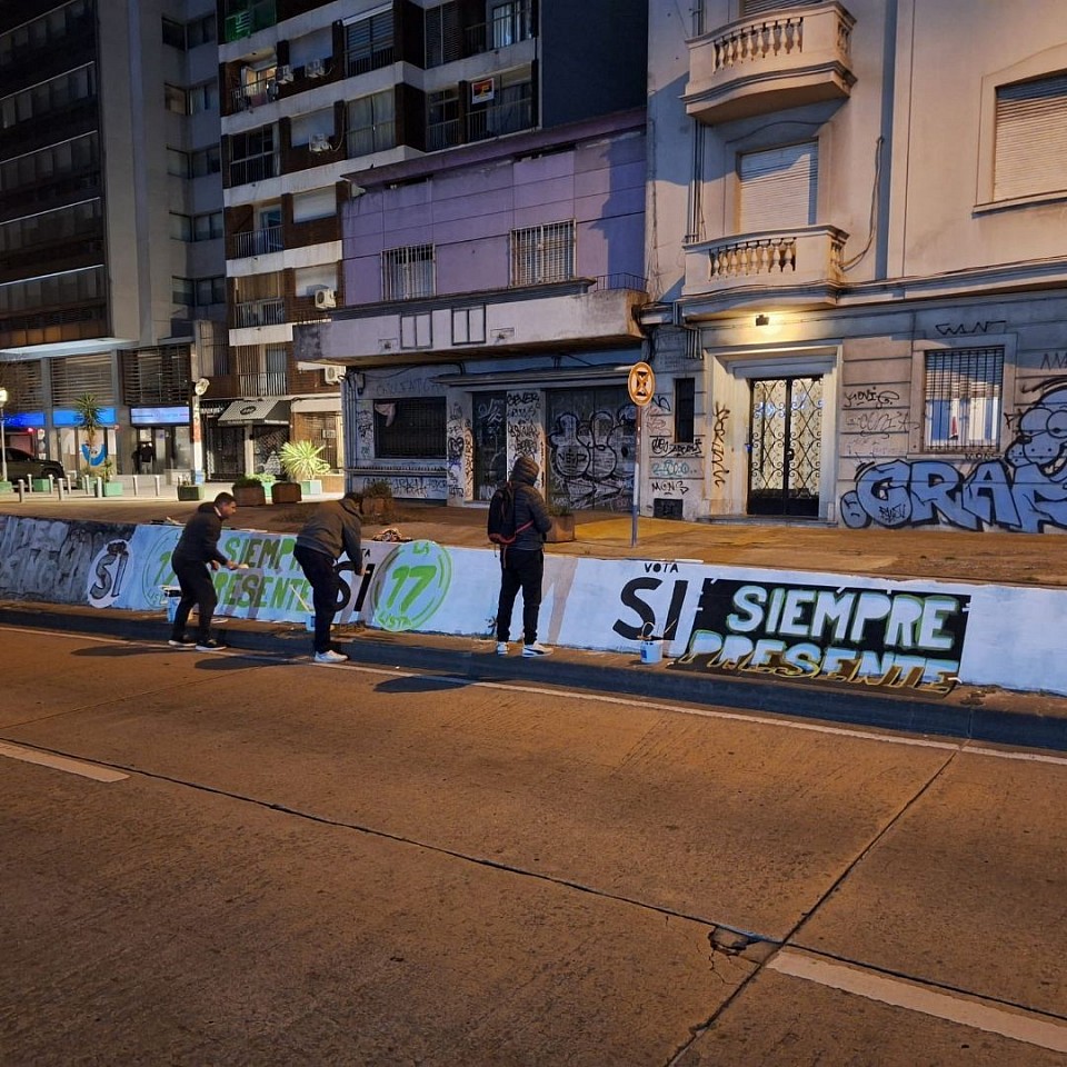 Brigada de pintada: túnel 8 de octubre